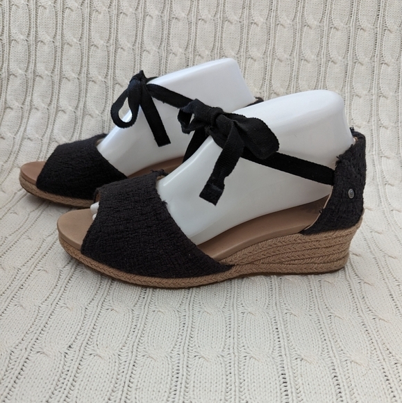 Ugg Delmar Espridrille Wedge Sandals 9 Black  1003496 Wedges Tie Sandal - Picture 2 of 12